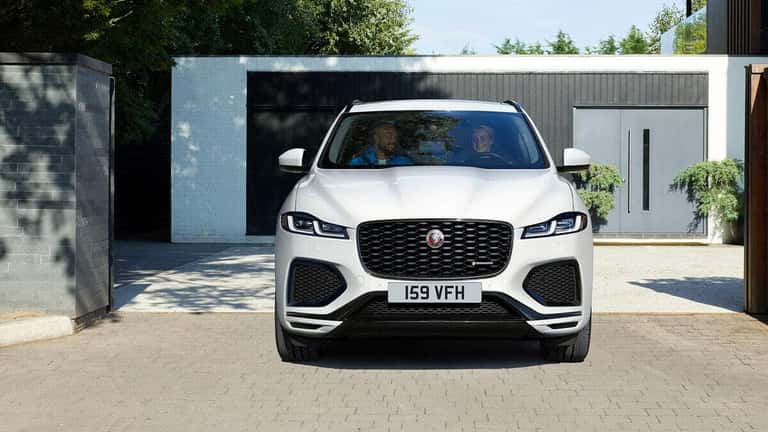 Jaguar F-Pace: Детальний Огляд