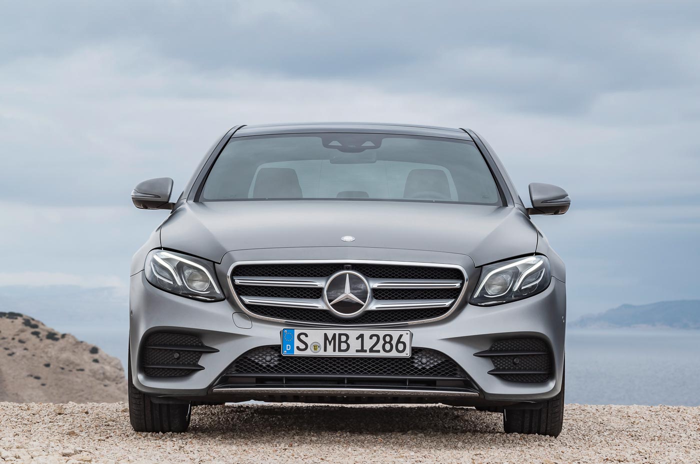 Mercedes-Benz E-Class W213: Технічний Огляд