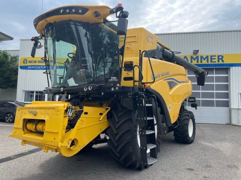 New Holland CR8.80: Технічний Огляд