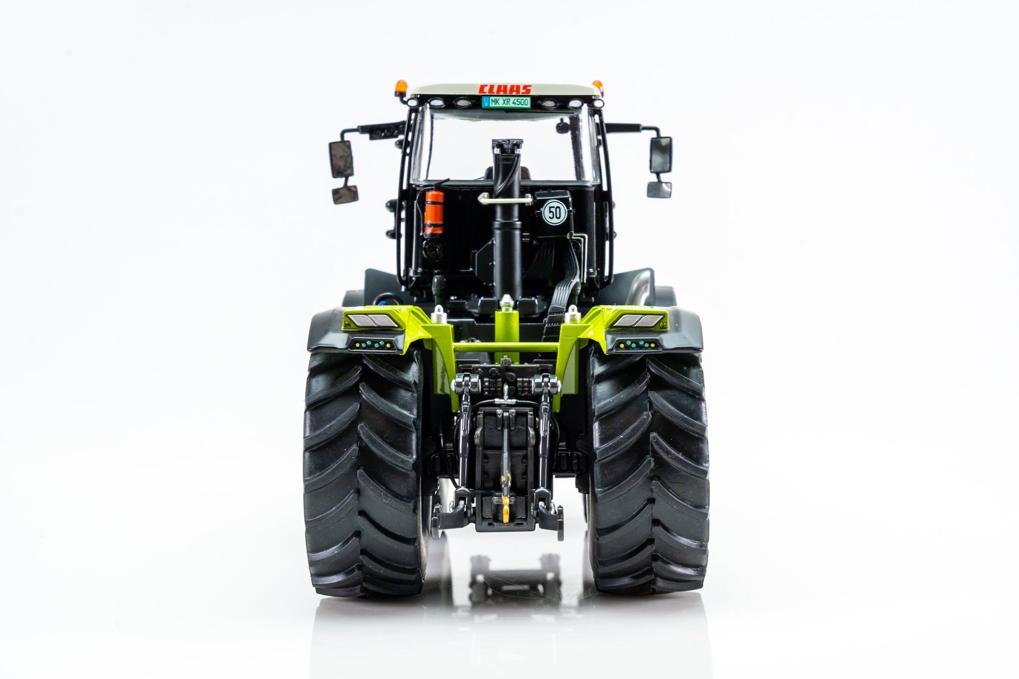 Claas Xerion 4500: Технічний Огляд