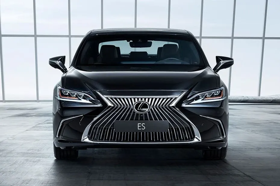 Lexus ES 250: Технічний Огляд